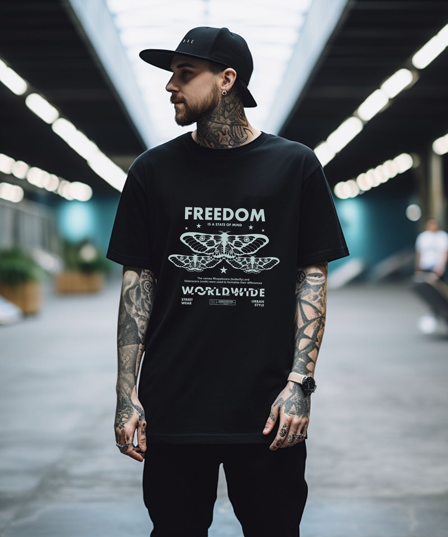 FREEDOM WORLDWIDE - Oversized Unisex Streetwear Tshirt