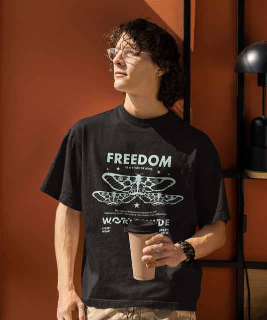 FREEDOM WORLDWIDE - Oversized Unisex Streetwear Tshirt